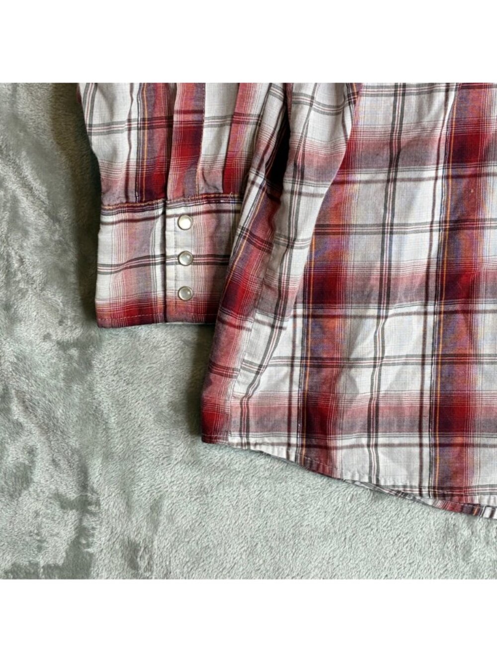 Wrangler Mens 2XL Western Plaid Snap Shirt Red Gray Cotton Blend Long Sleeve - Picture 3 of 7